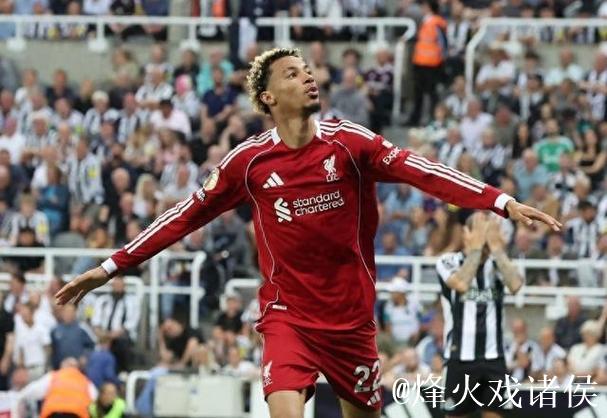 埃基蒂克双响引爆安菲尔德，伊萨克坐冷板凳引质